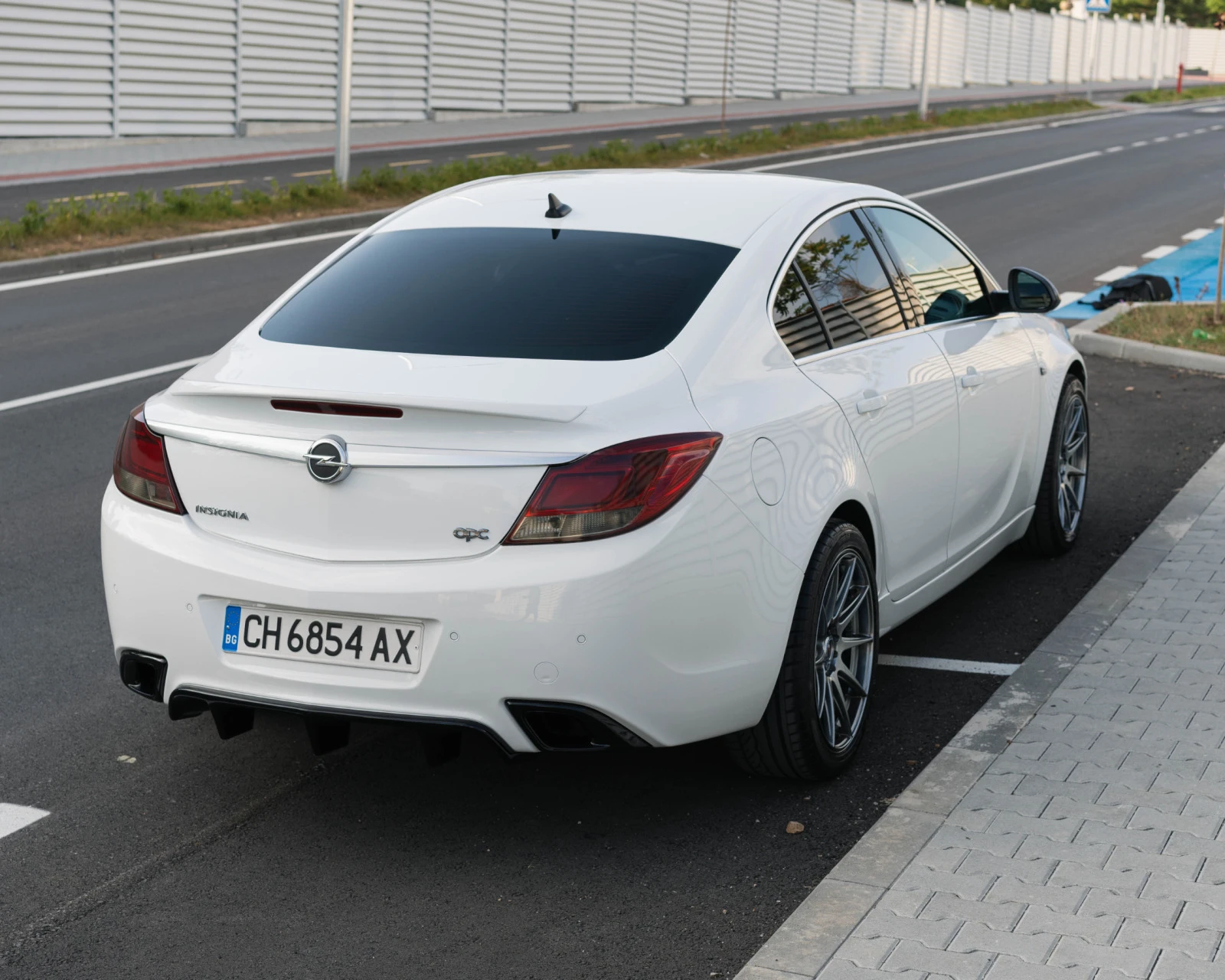 Opel Insignia  2.8T OPC - изображение 6