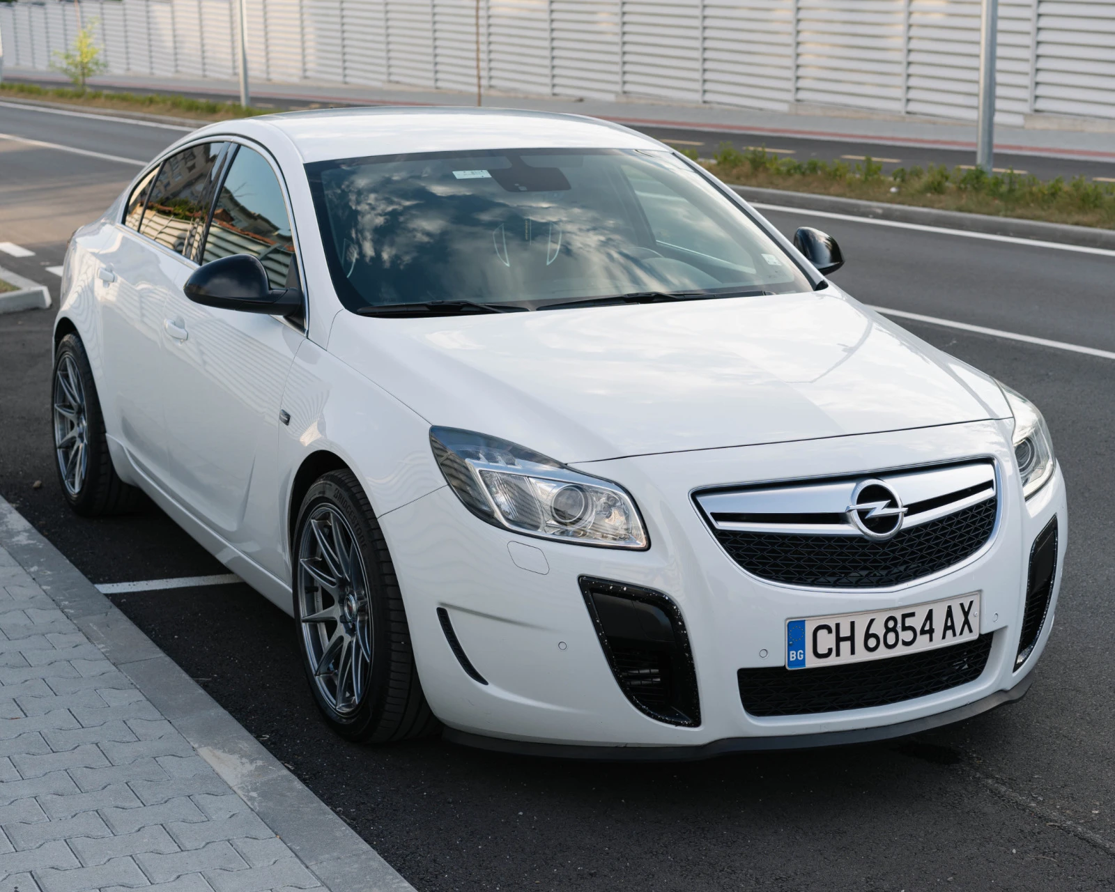 Opel Insignia  2.8T OPC - изображение 7