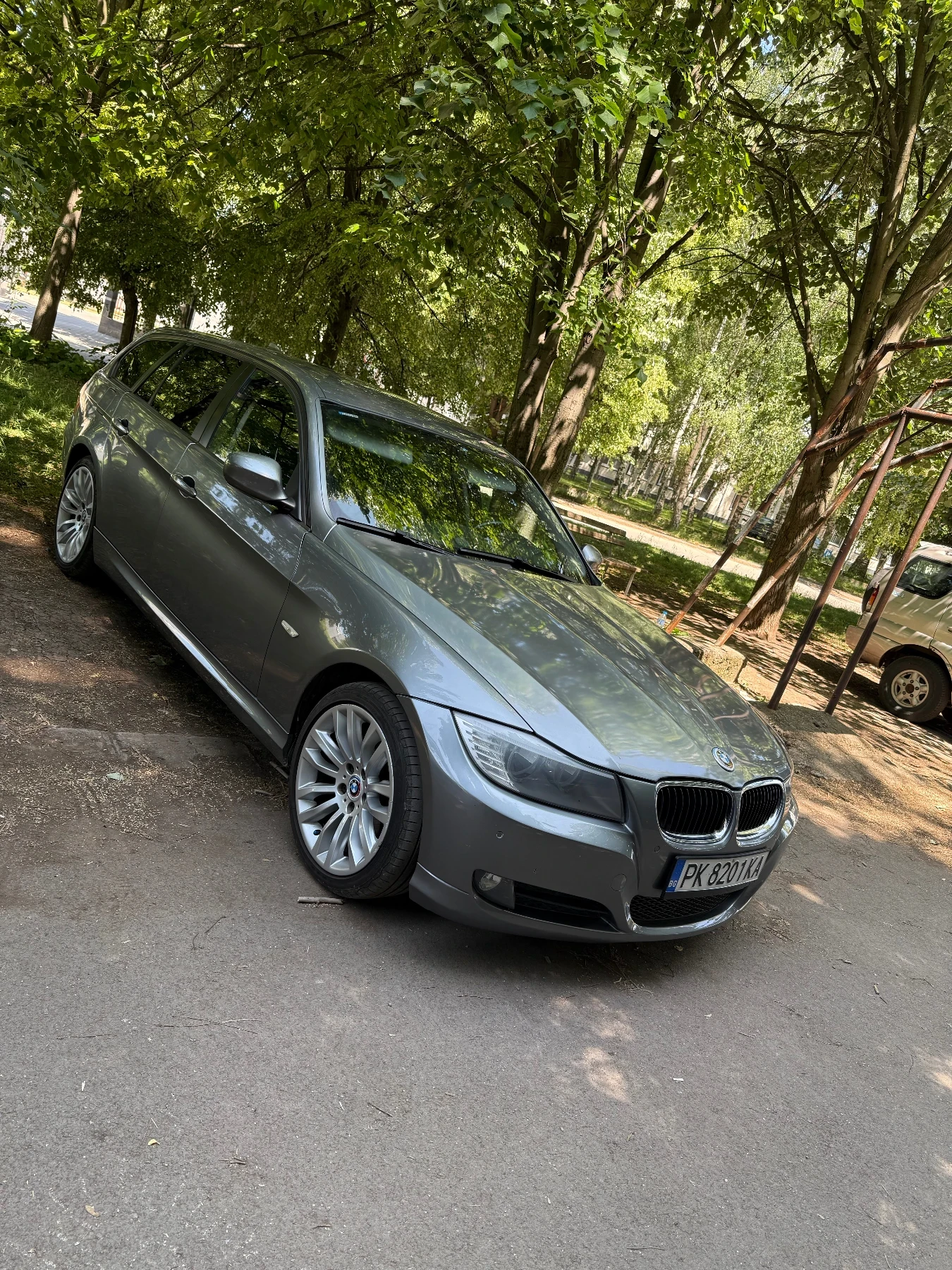 BMW 320  - изображение 5