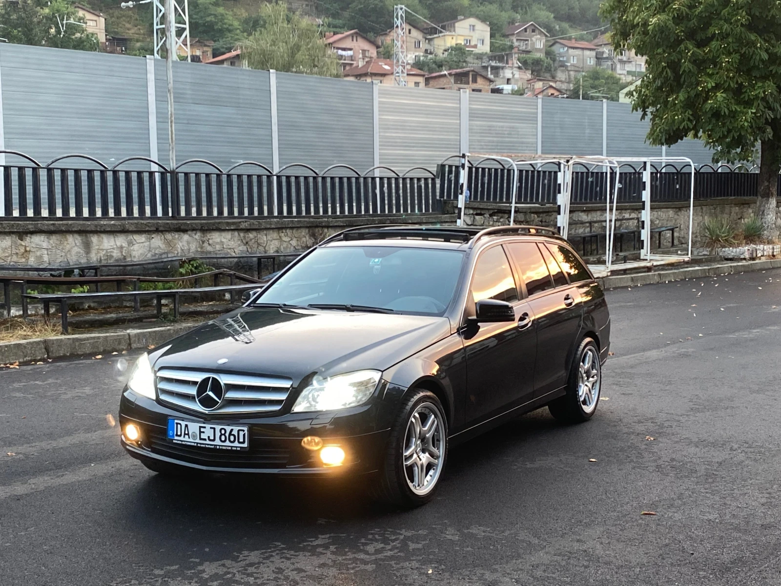 Mercedes-Benz C 220 646/Нави/Теглич - изображение 2