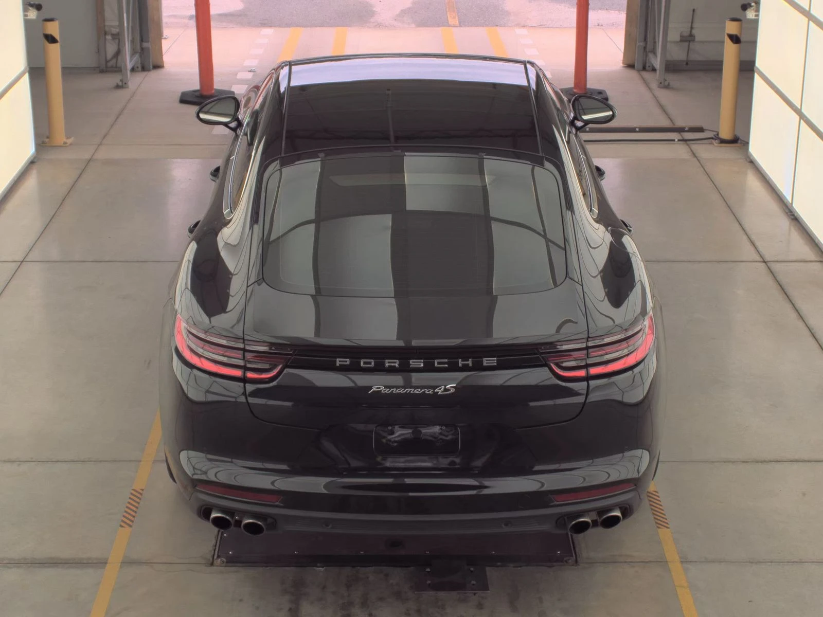 Porsche Panamera 4S* Обдух* Matrix* BOSE* Дистроник* Въздух* Пано*  - изображение 5