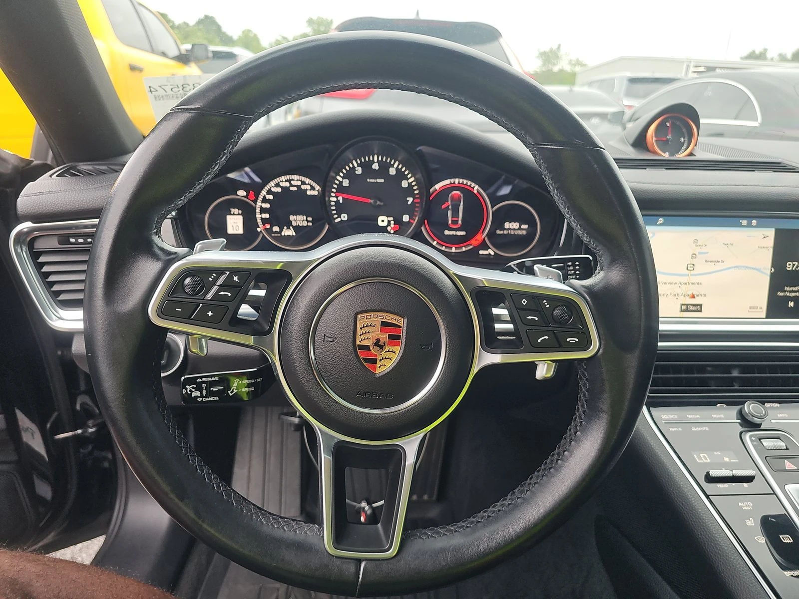 Porsche Panamera 4S* Обдух* Matrix* BOSE* Дистроник* Въздух* Пано*  - изображение 9