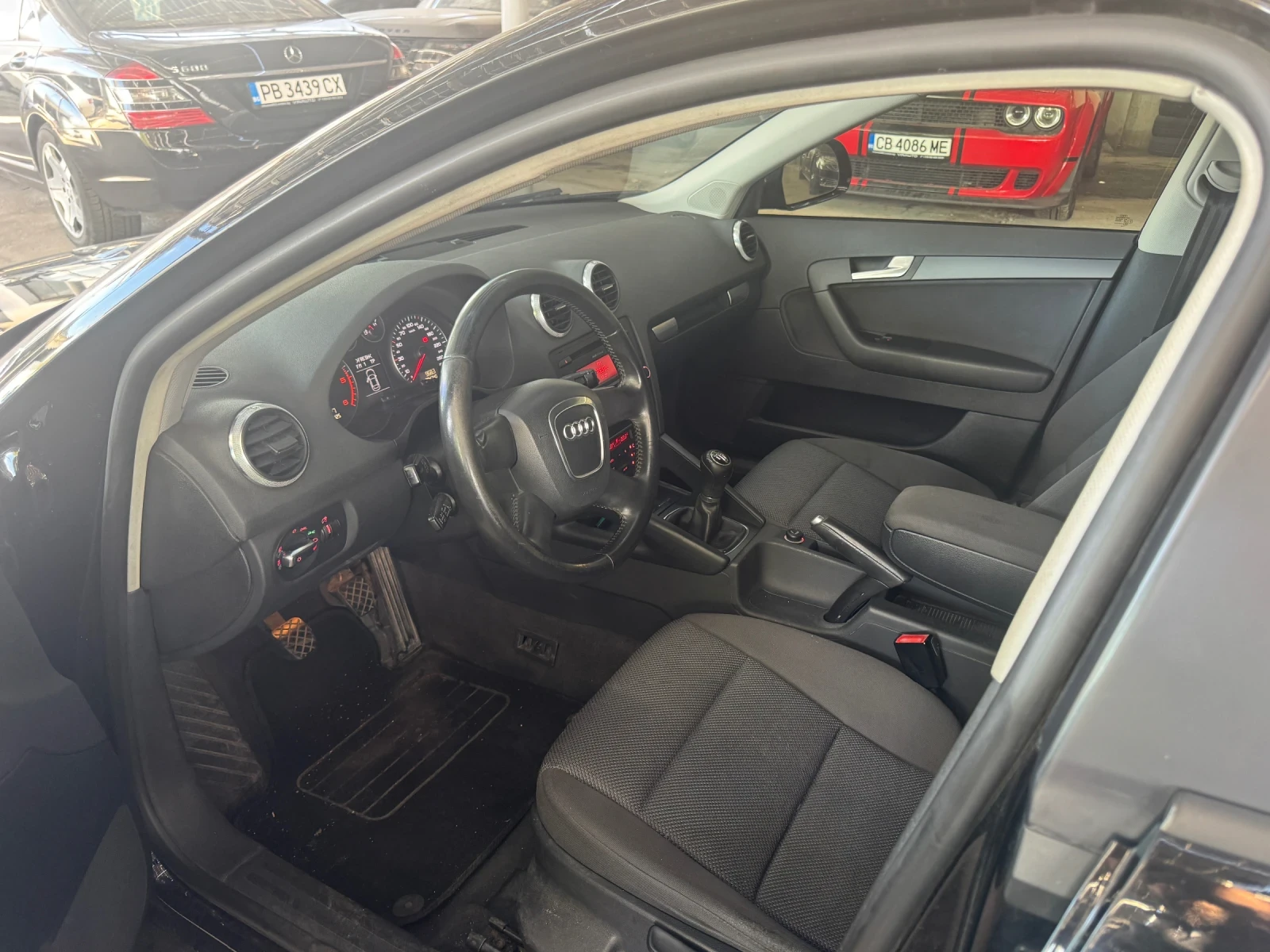 Audi A3 1.6 - изображение 6