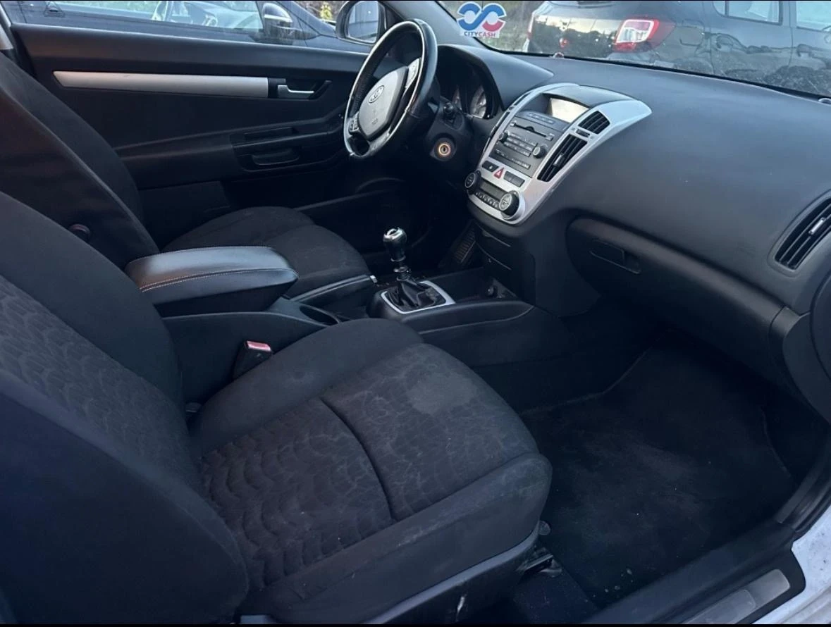 Kia Ceed 1.6 crdi 115hp | Mobile.bg � ����������� 12