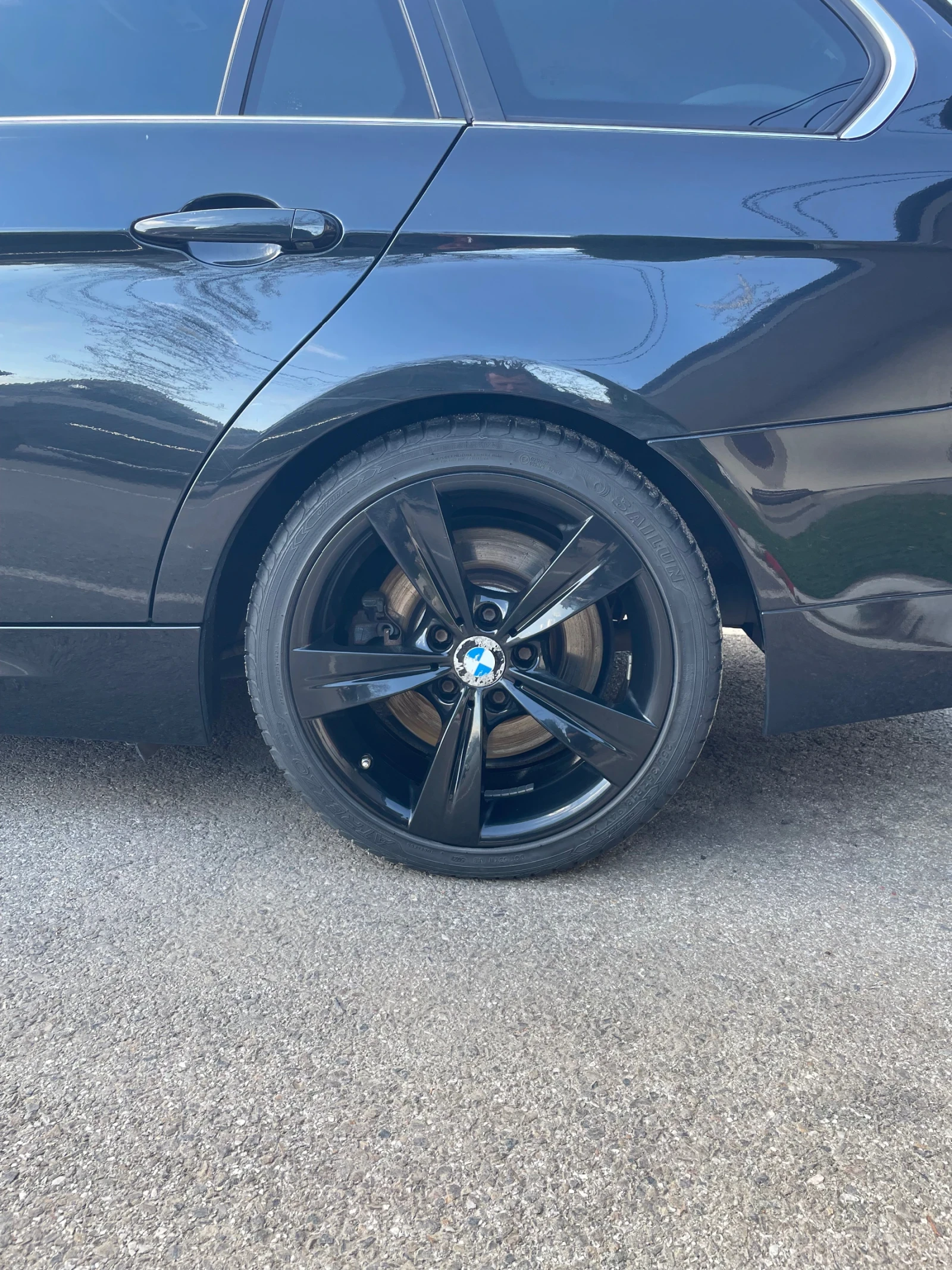 BMW 330 xDrive, снимка 3 - Автомобили и джипове - 53930461