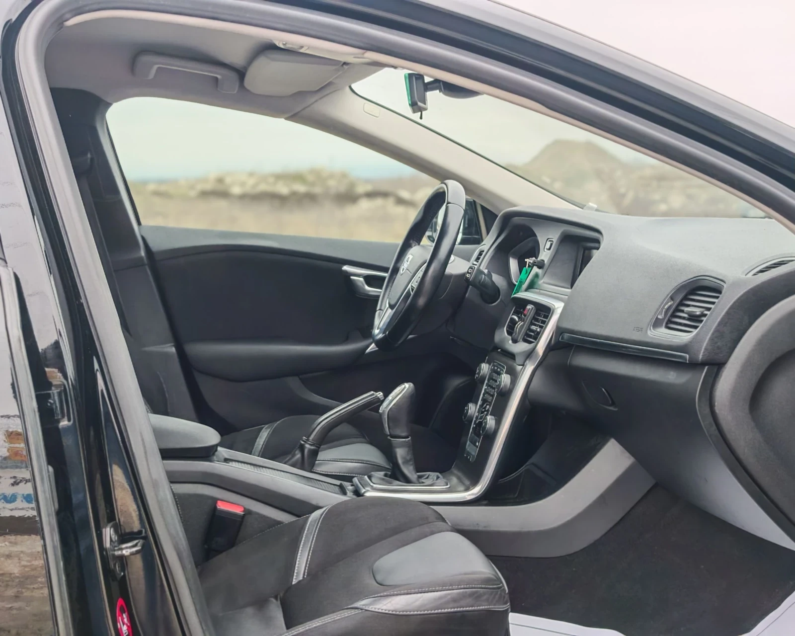 Volvo V40 1.6 114 К.С. ДИЗЕЛ - изображение 10