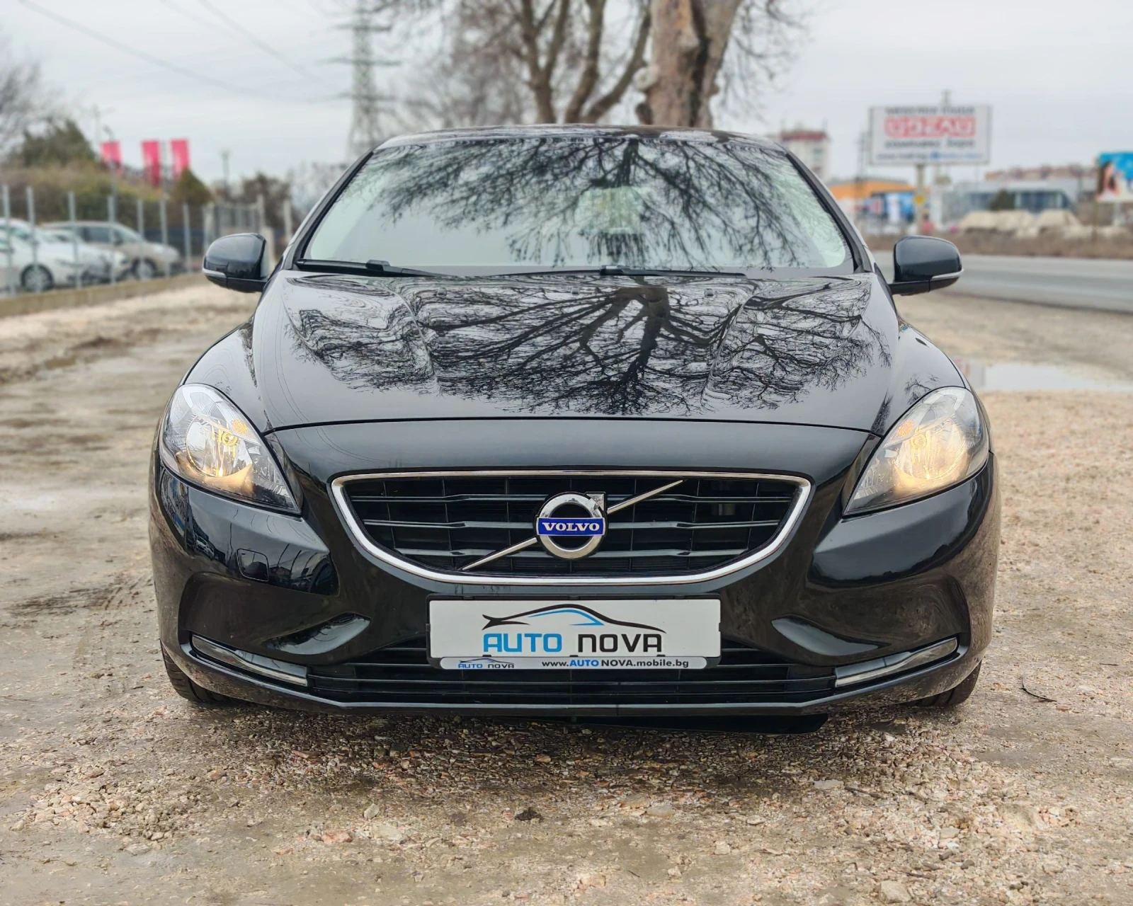 Volvo V40 1.6 114 К.С. ДИЗЕЛ - изображение 2