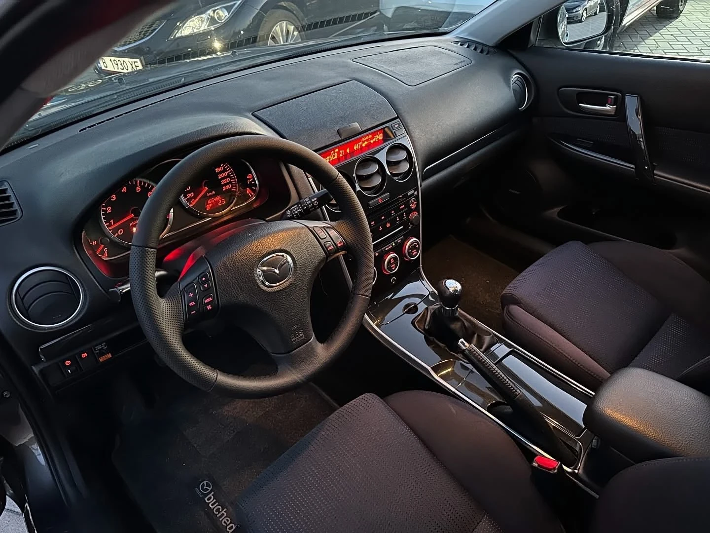 Mazda 6 2.0 Facelift, снимка 6 - Автомобили и джипове - 53739680