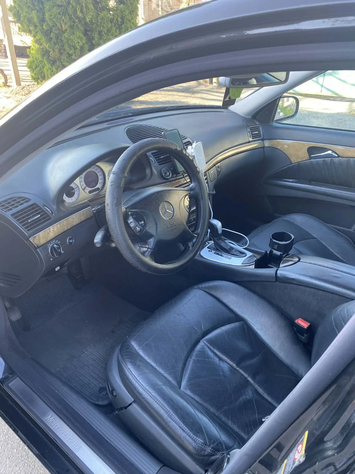 Mercedes-Benz E 320 3.2, снимка 8 - Автомобили и джипове - 54371681