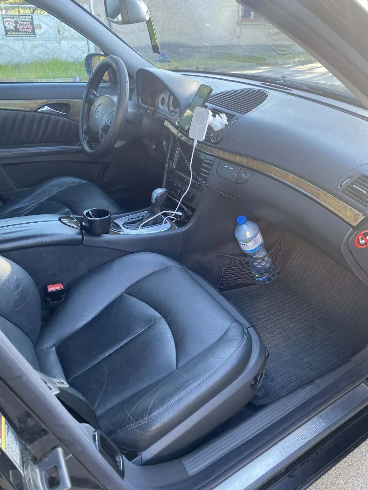 Mercedes-Benz E 320 3.2, снимка 10 - Автомобили и джипове - 54371681