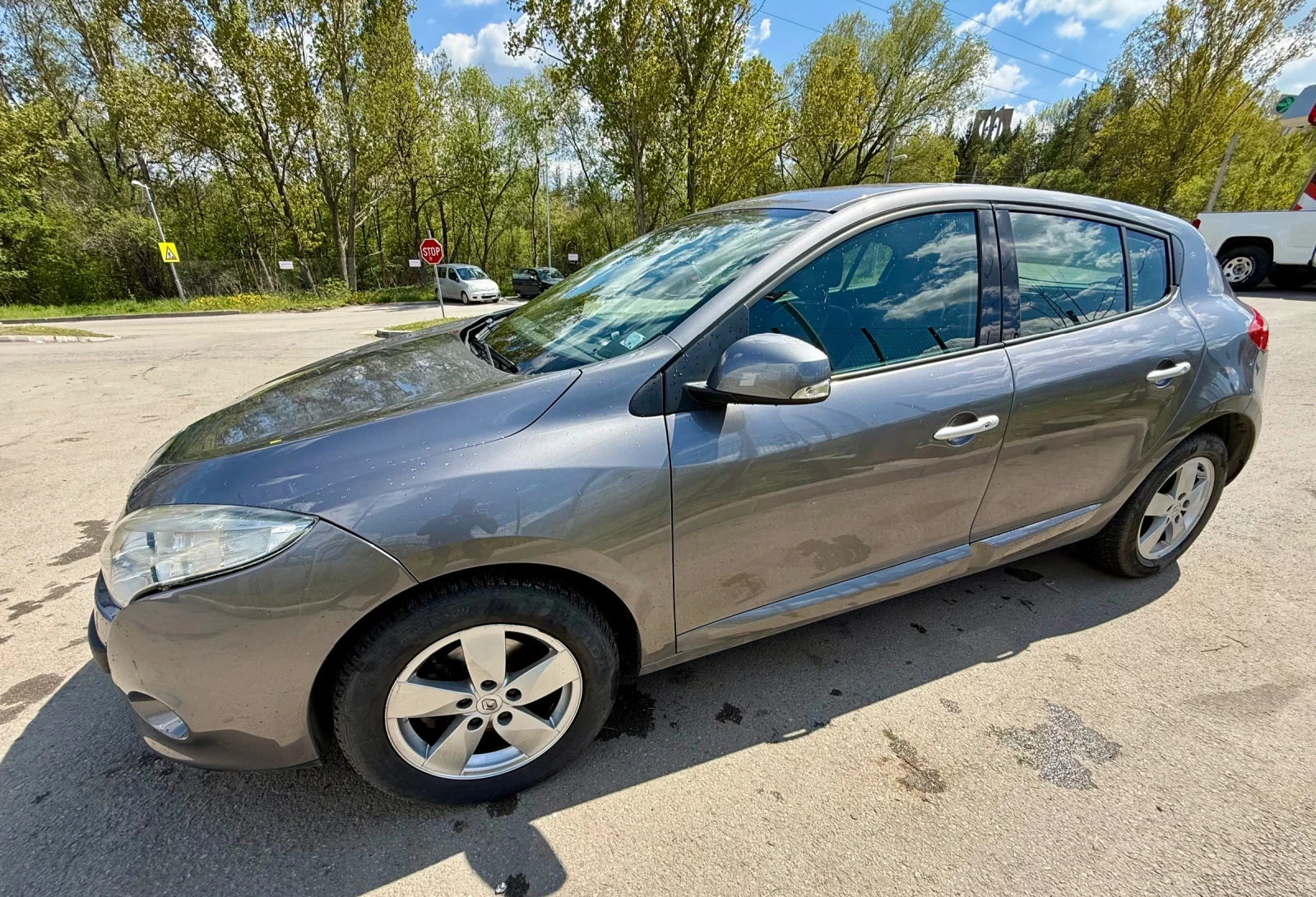 Renault Megane 1.5 dCi 110кс, снимка 2 - Автомобили и джипове - 54718722