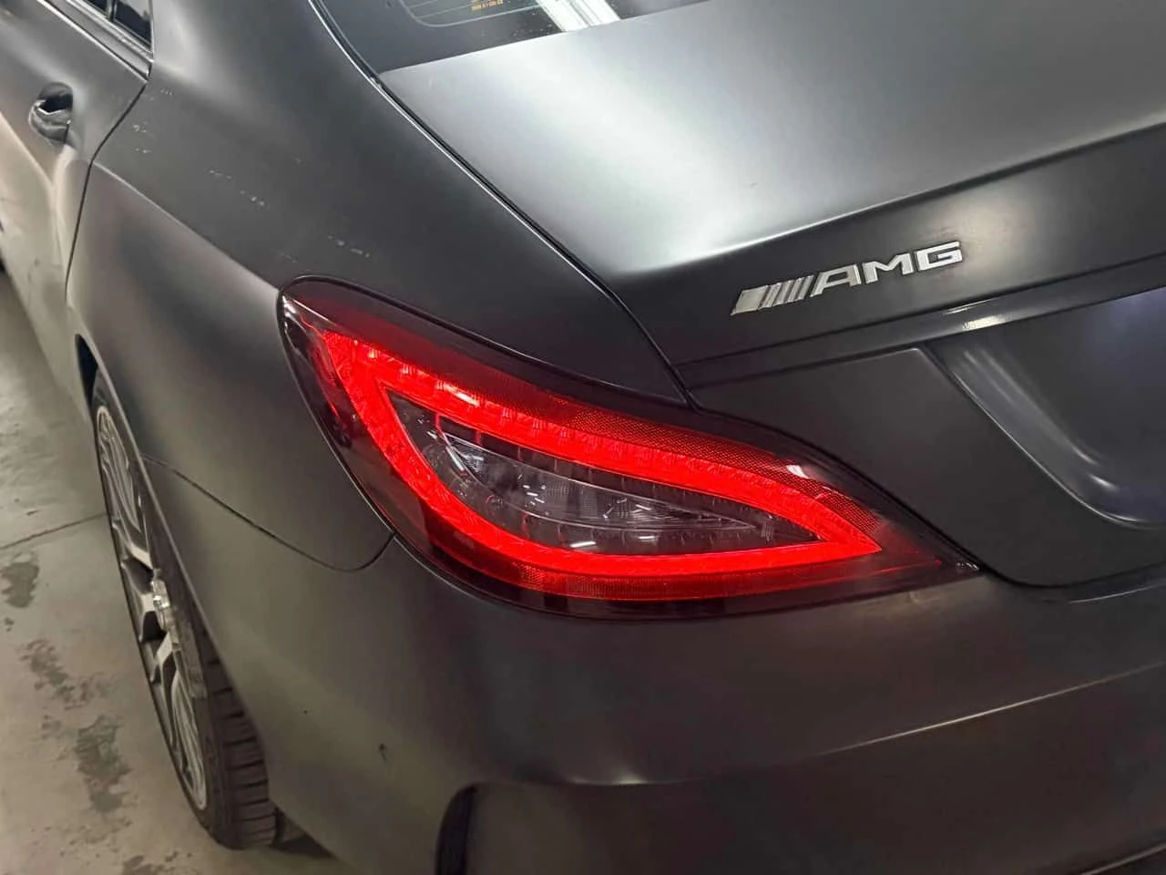 Mercedes-Benz CLS 63 AMG S Model  CARFAX, снимка 13 - Автомобили и джипове - 54776599