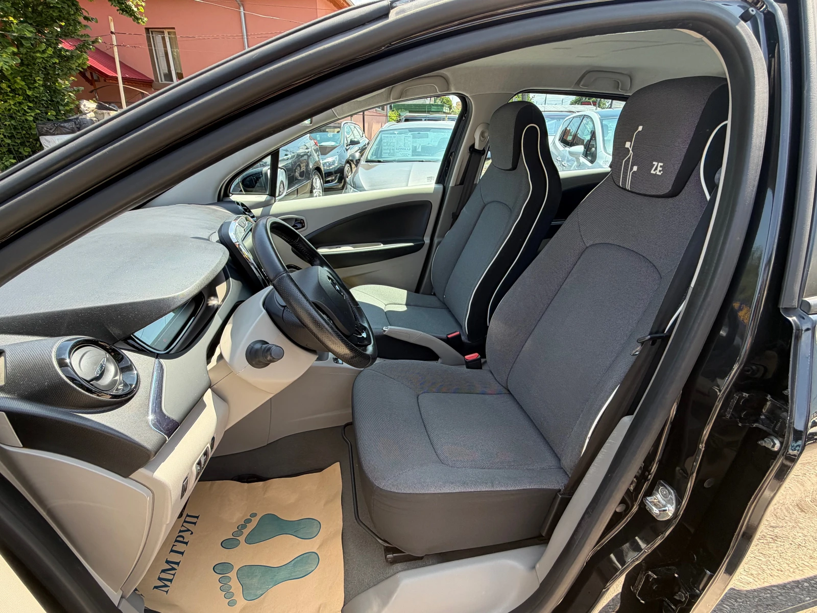 Renault Zoe Intens Собствена батерия-ЛИЗИНГ, снимка 9 - Автомобили и джипове - 54822714