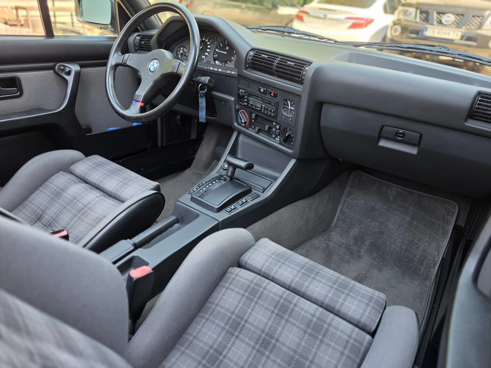 BMW 320 Mtech 1, снимка 15 - Автомобили и джипове - 55288798
