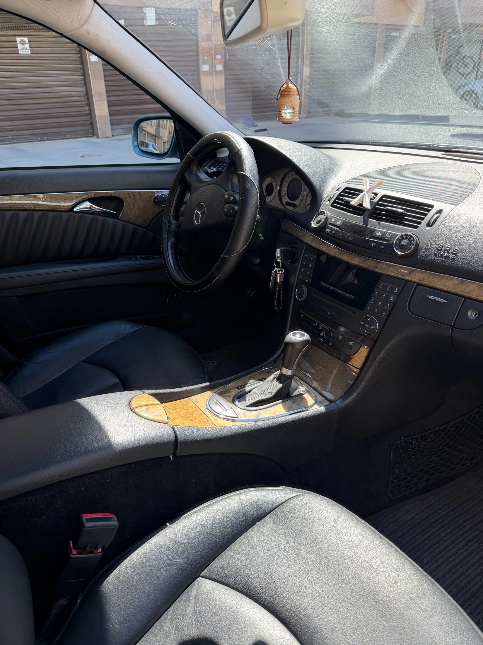 Mercedes-Benz E 280 3.0 CDI , снимка 8 - Автомобили и джипове - 55977828