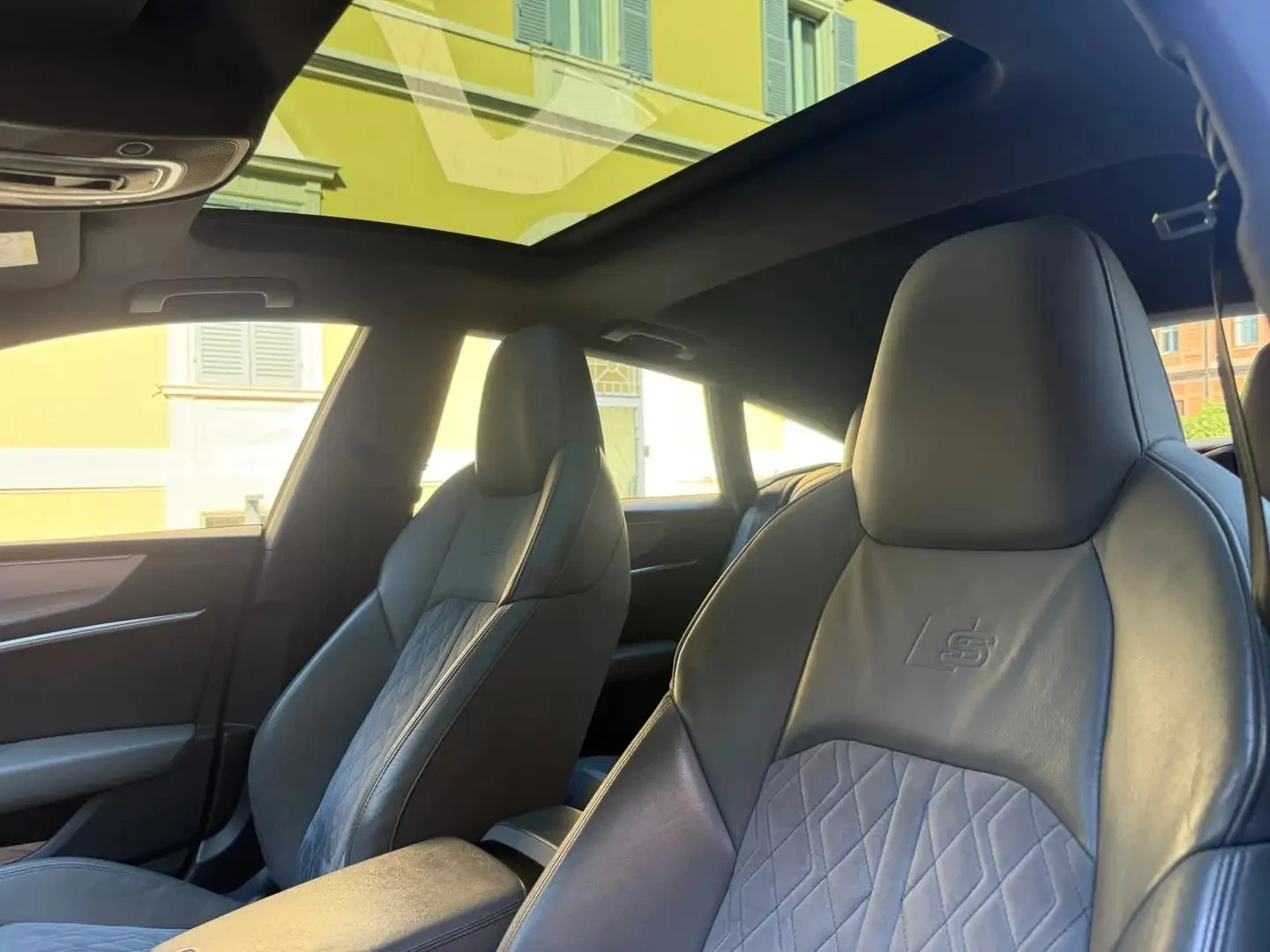 Audi S7 3.0TDI V6 Mild Hybrid Quattro, снимка 8 - Автомобили и джипове - 56119505