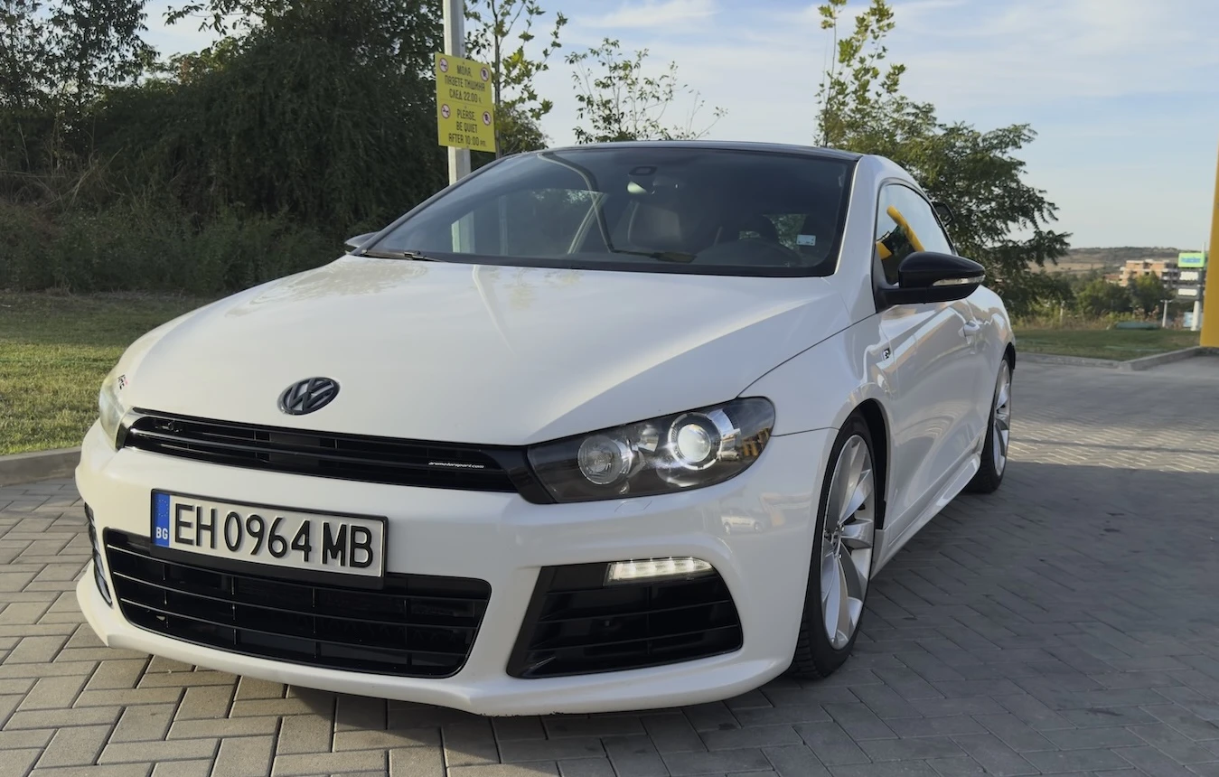 VW Scirocco R-Line 300кс., снимка 4 - Автомобили и джипове - 56403370