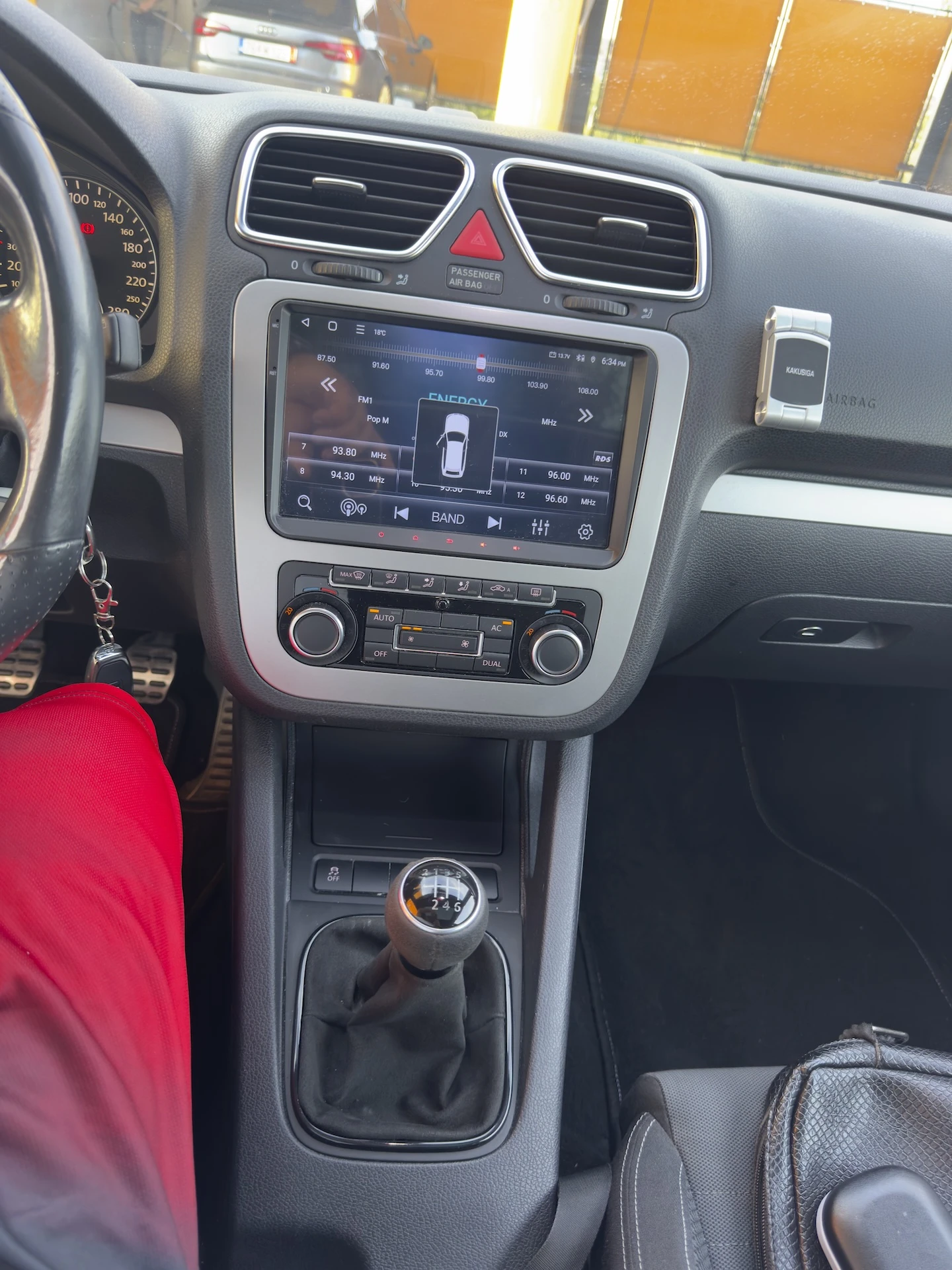VW Scirocco R-Line 300кс., снимка 12 - Автомобили и джипове - 56403370