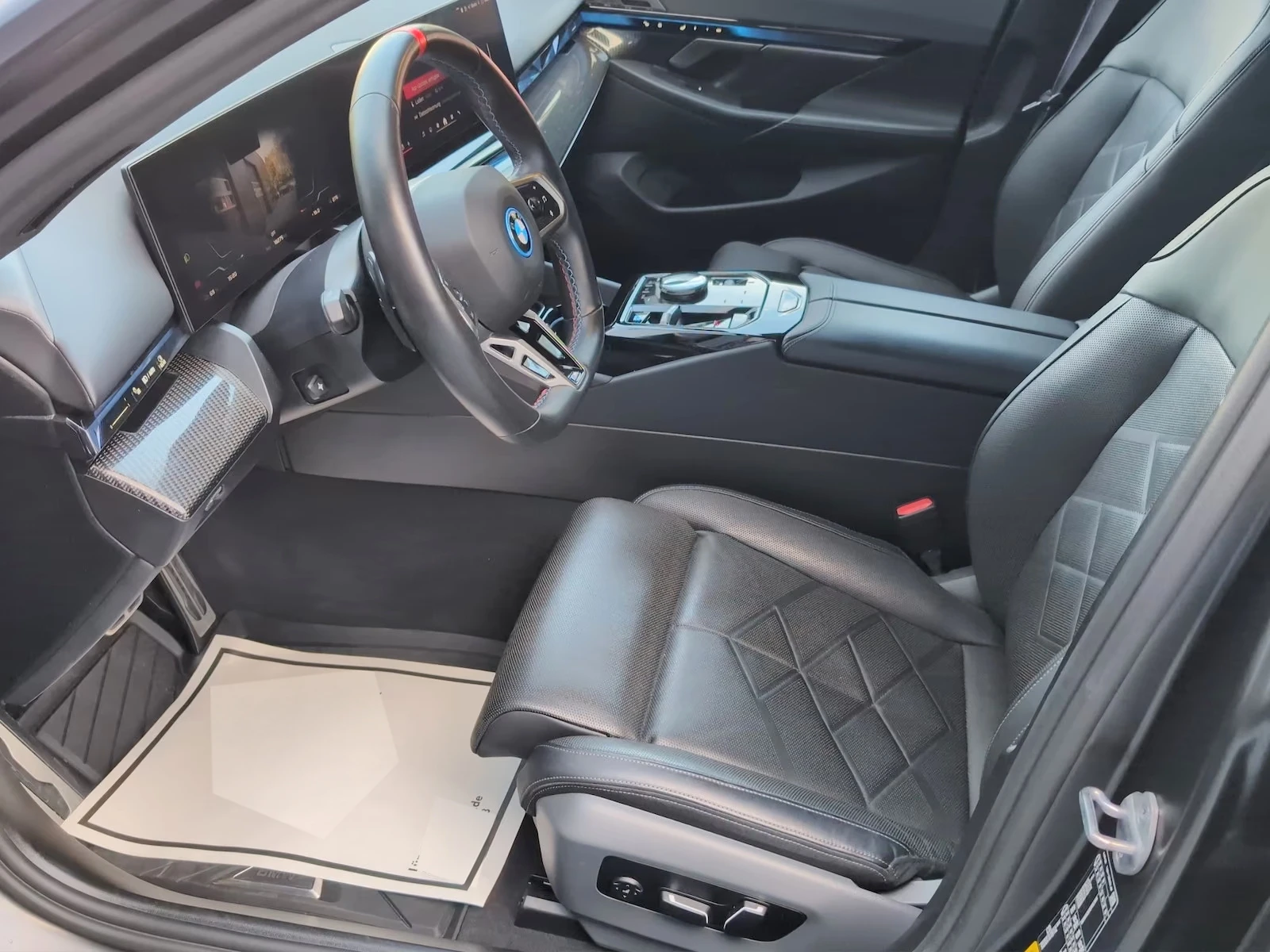 BMW i5 M60/xDrive/M-SPORT PRO/360/HUD/B&W/CARBON/ | Mobile.bg � ����������� 7