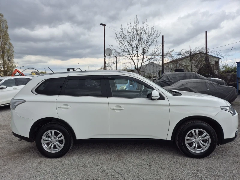 Mitsubishi Outlander 2.2DID///4х4///АВТОМАТИК , снимка 5 - Автомобили и джипове - 49939223