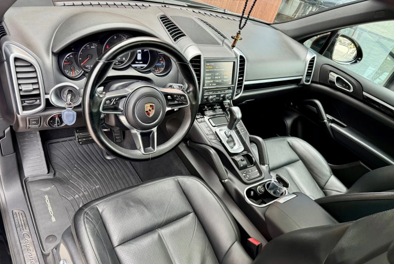 Porsche Cayenne 3.0D* PANORAMA, снимка 11 - Автомобили и джипове - 50392383