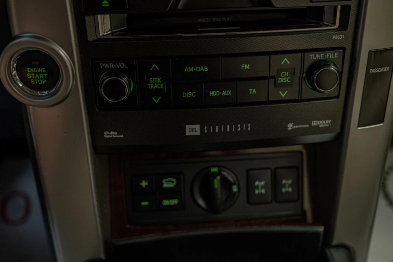 Toyota Land cruiser J150/3.0D-4D/60Anniversary/Камера/Подгрев/Luxury, снимка 13 - Автомобили и джипове - 51450818