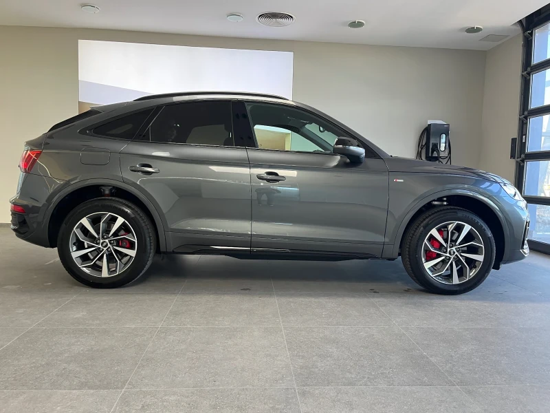 Audi Q5 Sportback, снимка 4 - Автомобили и джипове - 52330249