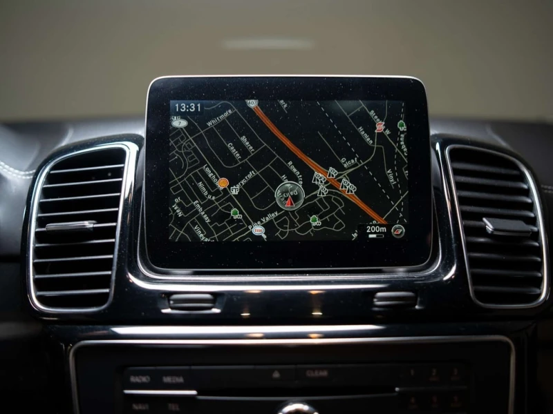 Mercedes-Benz GLE * GLE63 S AMG * CARFAX * ЦЕНА ДО БГ, снимка 16 - Автомобили и джипове - 53099794