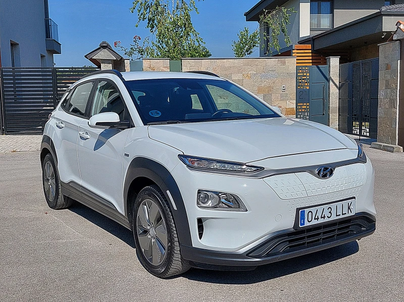Hyundai Kona 64kw Blulink, снимка 9 - Автомобили и джипове - 53374721