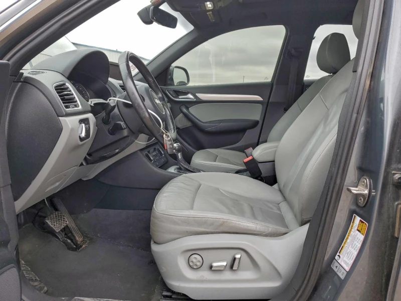 Audi Q3 BUY NOW* QUATTRO* ПОДГРЕВ, снимка 8 - Автомобили и джипове - 53447604