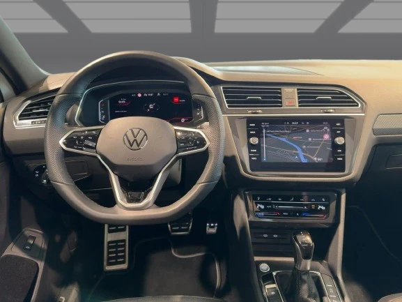 VW Tiguan Allspace 2.0 TDI 4Motion = R-line = Black Style Гаранция - изображение 9