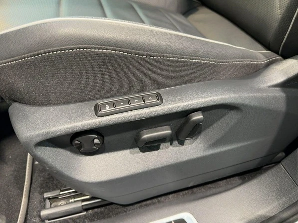 VW Tiguan Allspace 2.0 TDI 4Motion = R-line = Black Style Гаранция - изображение 5