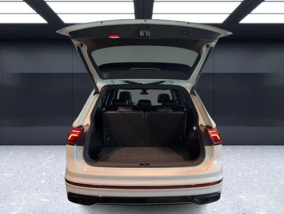VW Tiguan Allspace 2.0 TDI 4Motion = R-line = Black Style Гаранция - изображение 4
