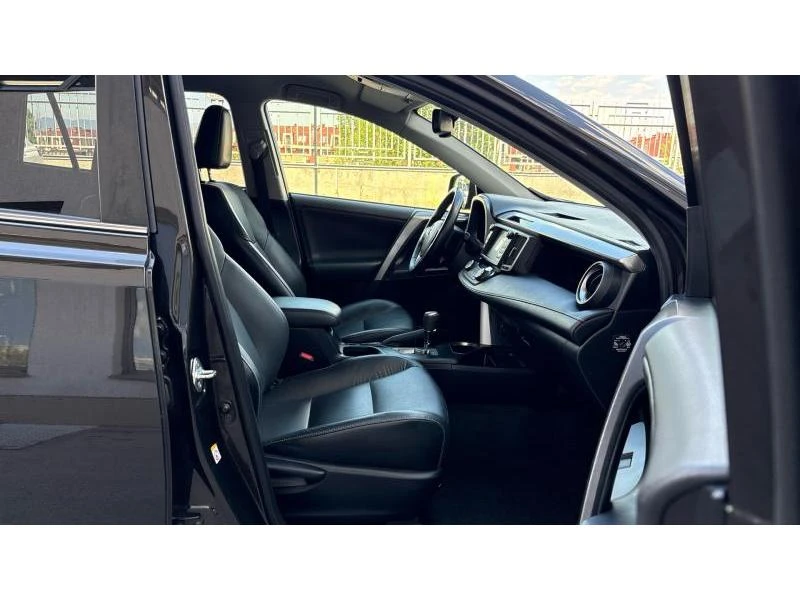Toyota Rav4 2.5HSD EXECUTIVE AWD, снимка 6 - Автомобили и джипове - 54922037