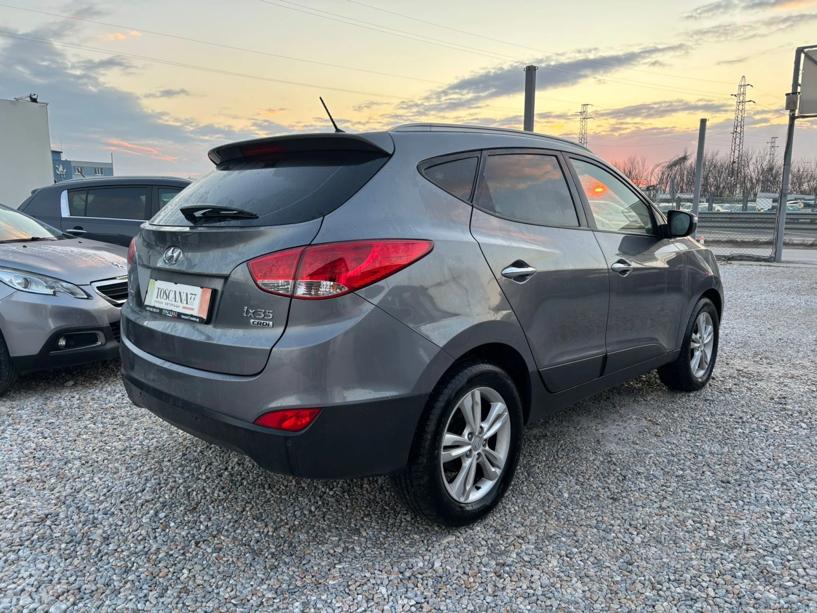 Hyundai IX35 1.7crdi* Кожа* Подгрев* Напълно обслужена* Euro 5 - изображение 4