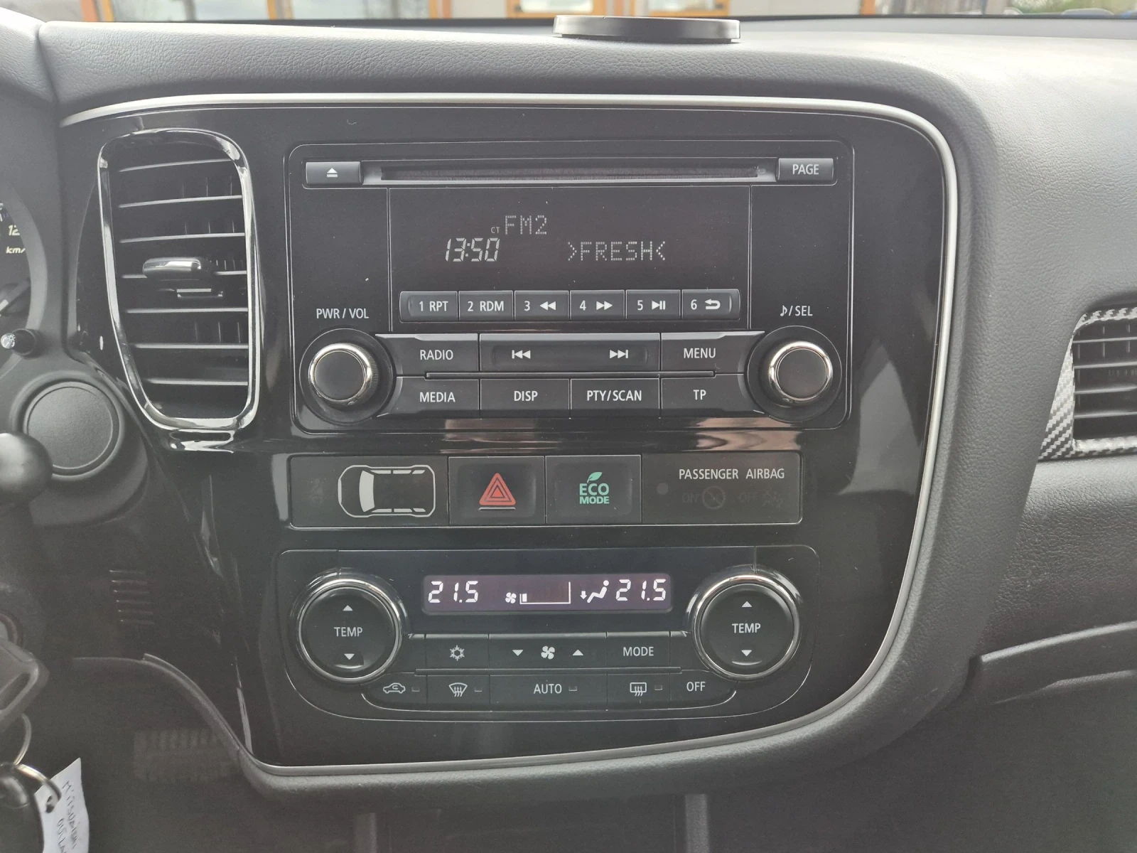 Mitsubishi Outlander 2.2DID///4?4///АВТОМАТИК  - изображение 9