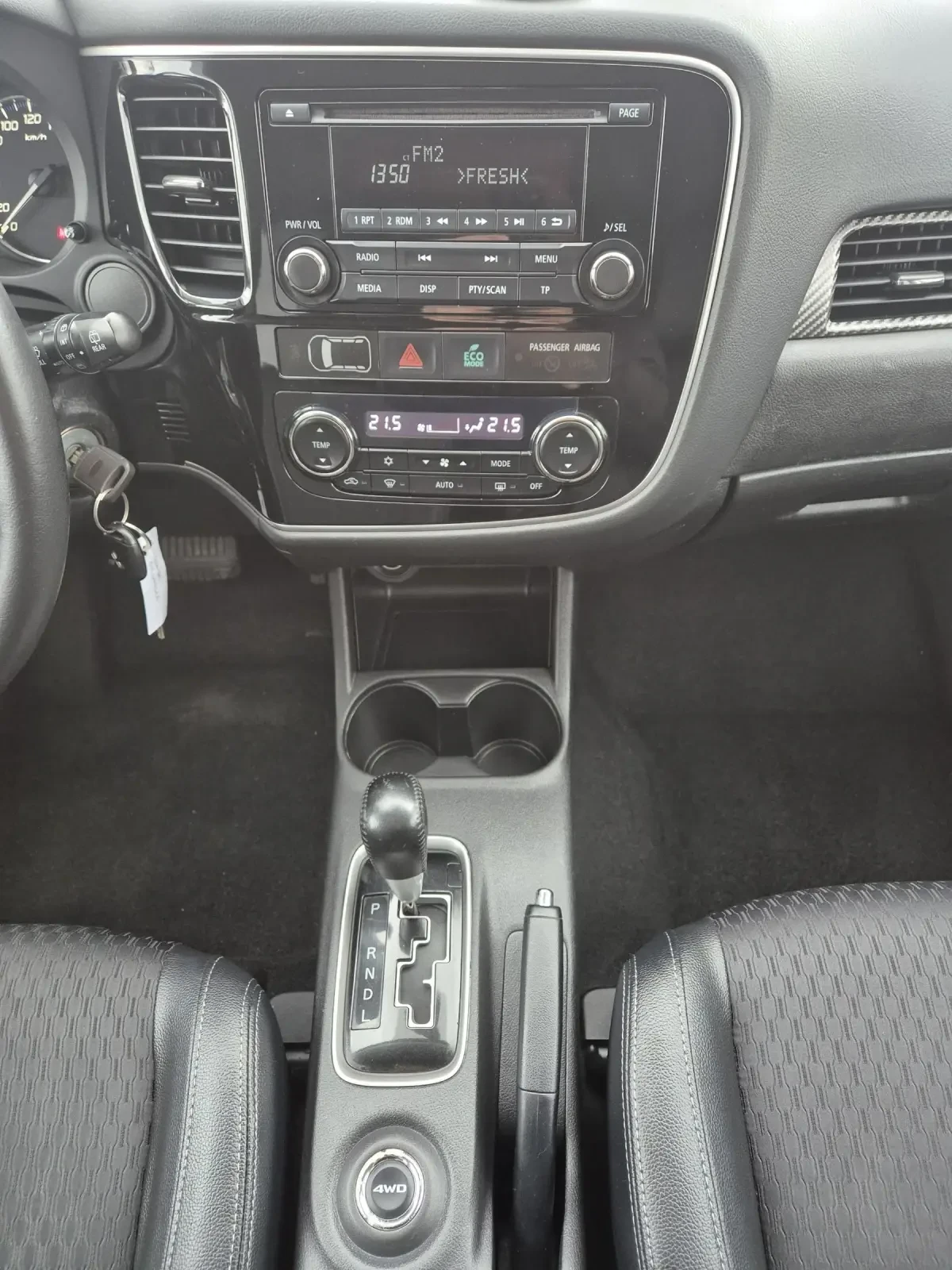 Mitsubishi Outlander 2.2DID///4?4///АВТОМАТИК  - изображение 8
