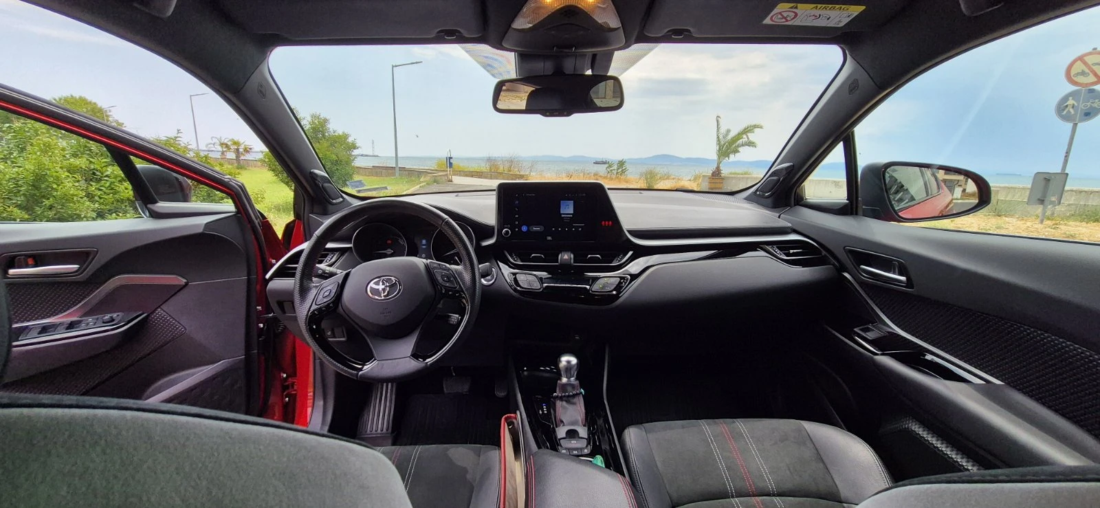 Toyota C-HR GR-SPORT - изображение 10