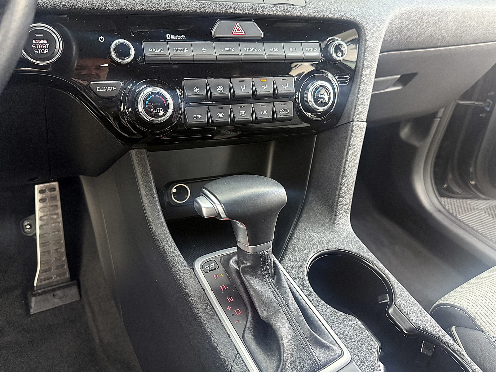 Kia Sportage KeylessGO/GT-line/NAVI/СОБСТВЕН ЛИЗИНГ, снимка 15 - Автомобили и джипове - 53745254