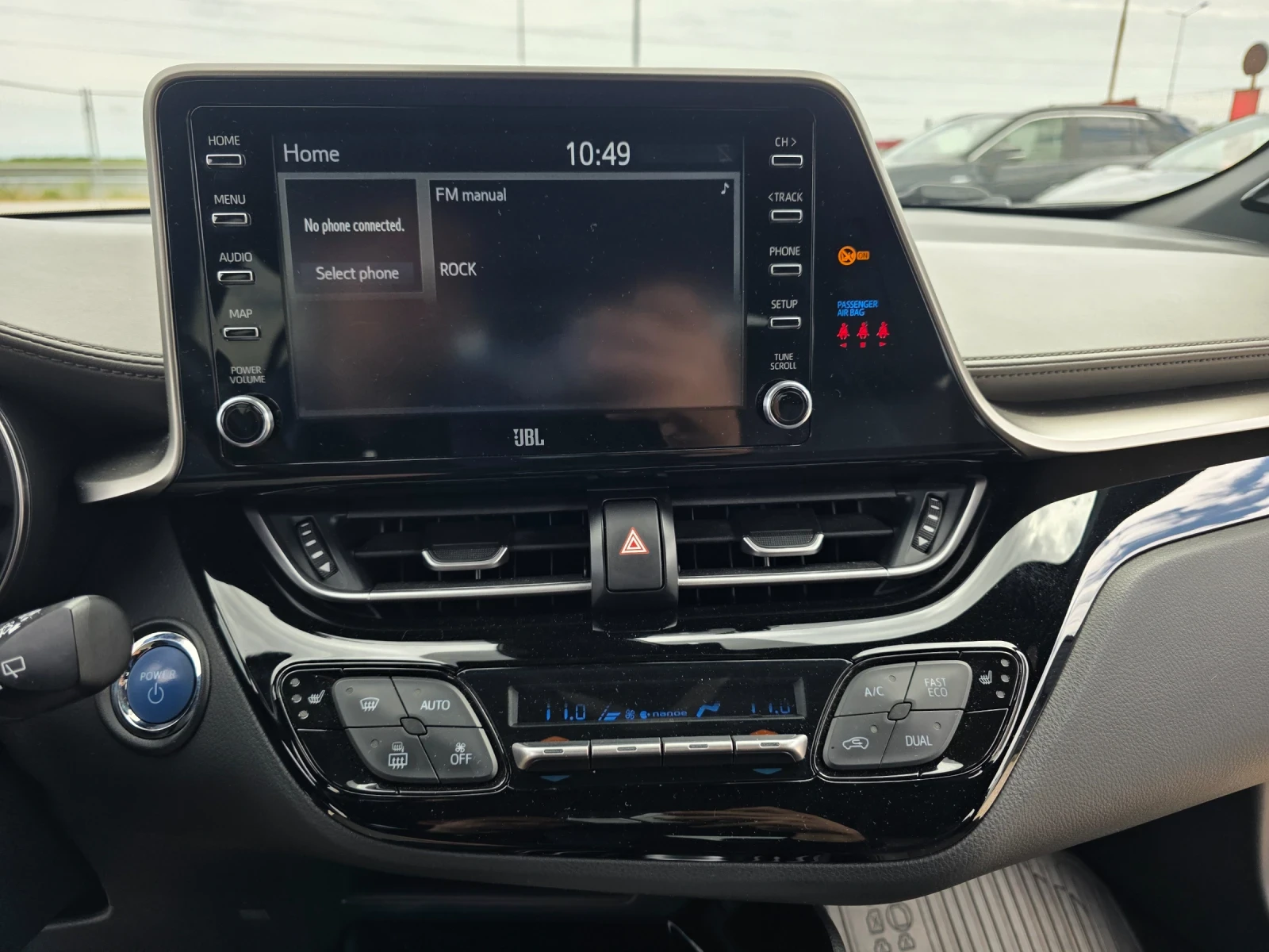 Toyota C-HR 1.8 JBL 41909км, снимка 13 - Автомобили и джипове - 55215806