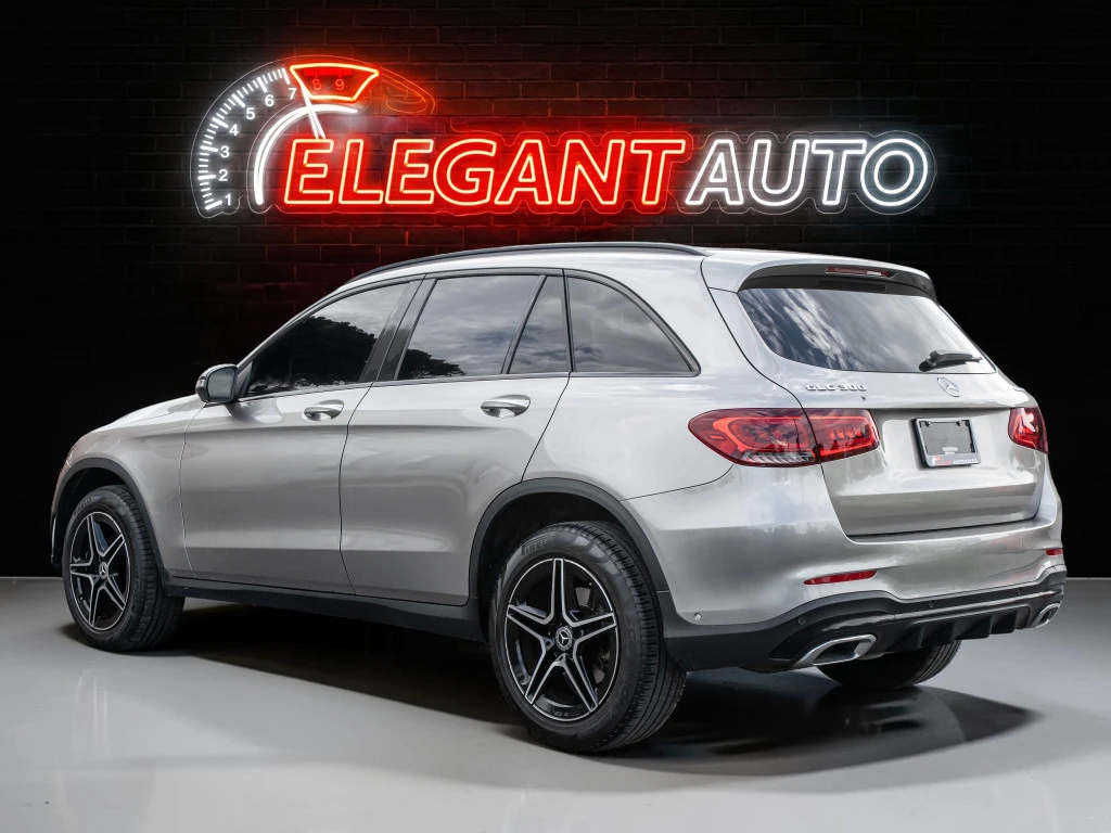 Mercedes-Benz GLC 300 AMG* 4MATIC* Distronic* Night Pkg* Панорама, снимка 5 - Автомобили и джипове - 55528079