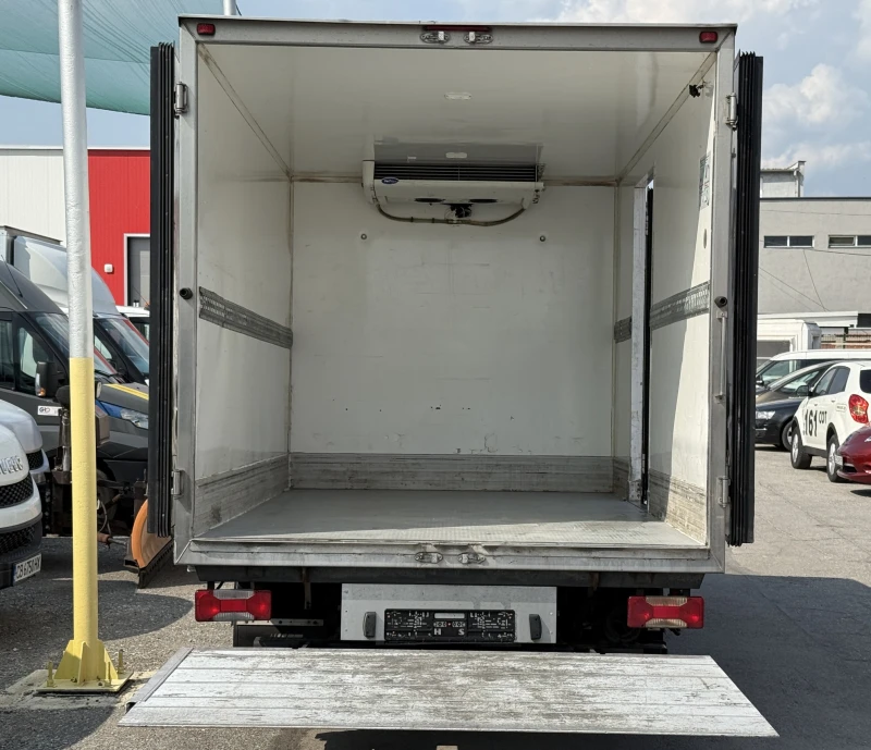 Iveco Daily Carrier Xarios 500 + Падащ Борд Категория Б, снимка 5 - Бусове и автобуси - 50632616