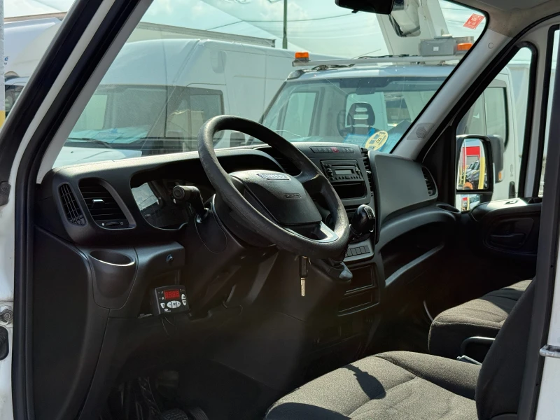 Iveco Daily Carrier Xarios 500 + Падащ Борд Категория Б, снимка 14 - Бусове и автобуси - 50632616