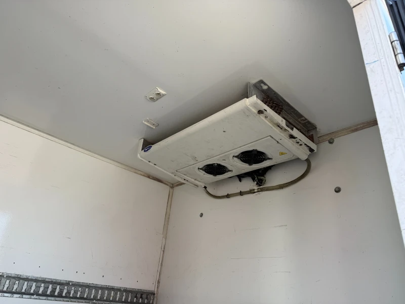 Iveco Daily Carrier Xarios 500 + Падащ Борд Категория Б, снимка 13 - Бусове и автобуси - 50632616