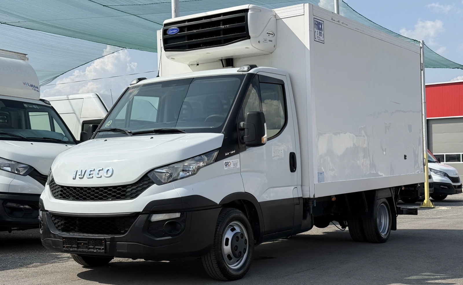 Iveco Daily Carrier Xarios 500 + Падащ Борд Категория Б, снимка 1