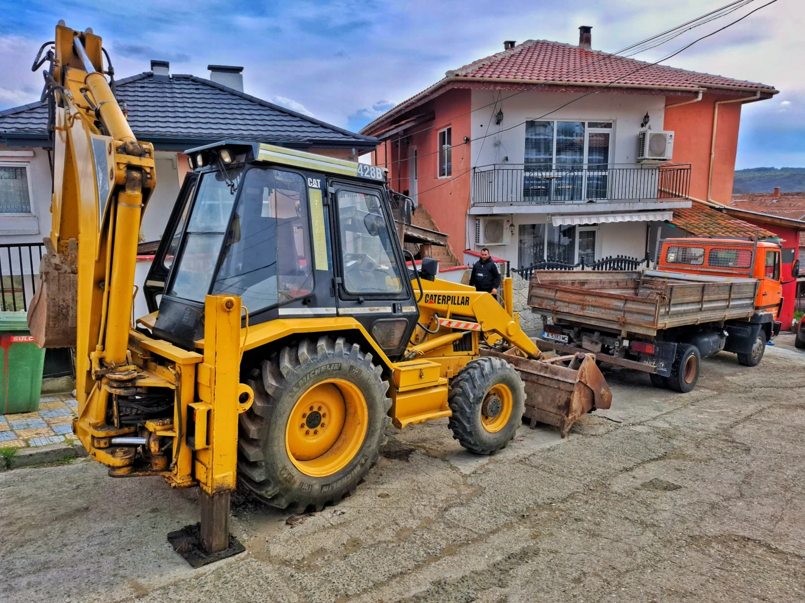 Багер Caterpillar 428b - изображение 5