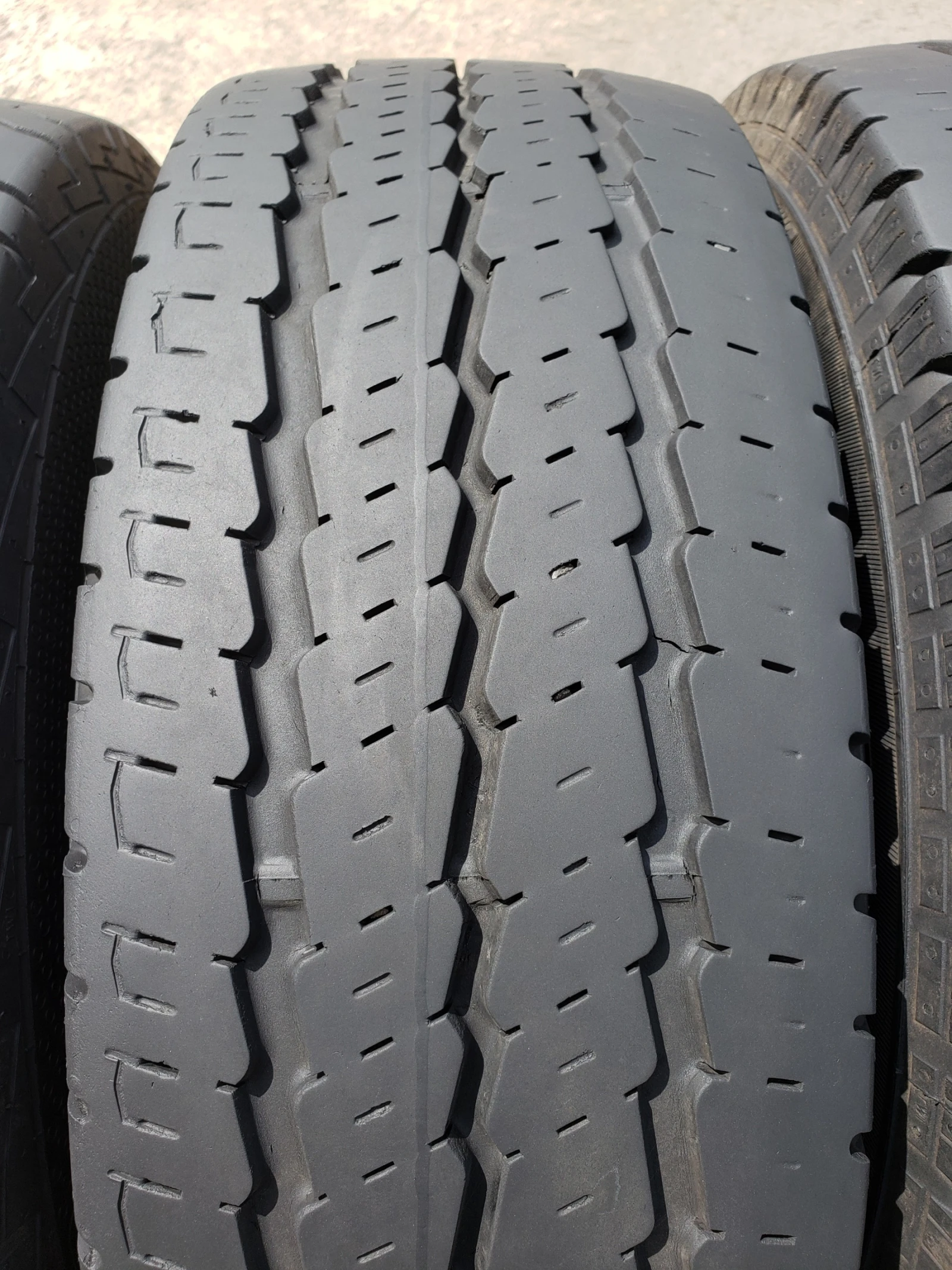 ���� 215/70R15 | Mobile.bg � ����������� 3