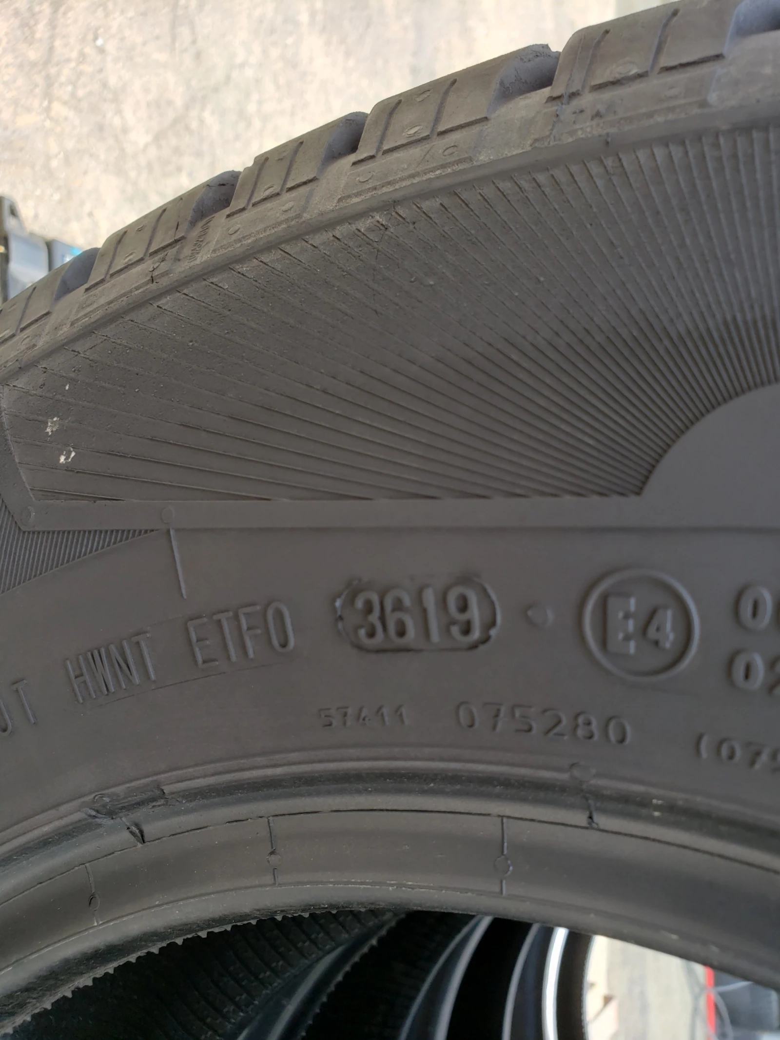 ���� 215/70R15 | Mobile.bg � ����������� 9