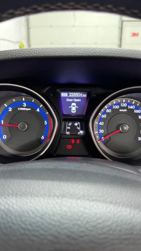 Hyundai I30 1.6 crdi, снимка 8