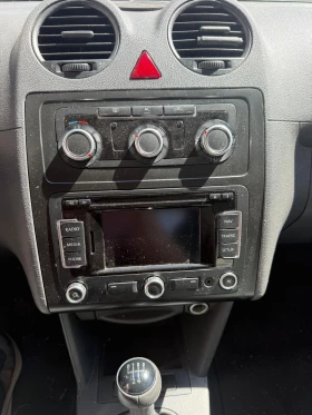 VW Caddy 1.6 TDI 102 к.с., снимка 12